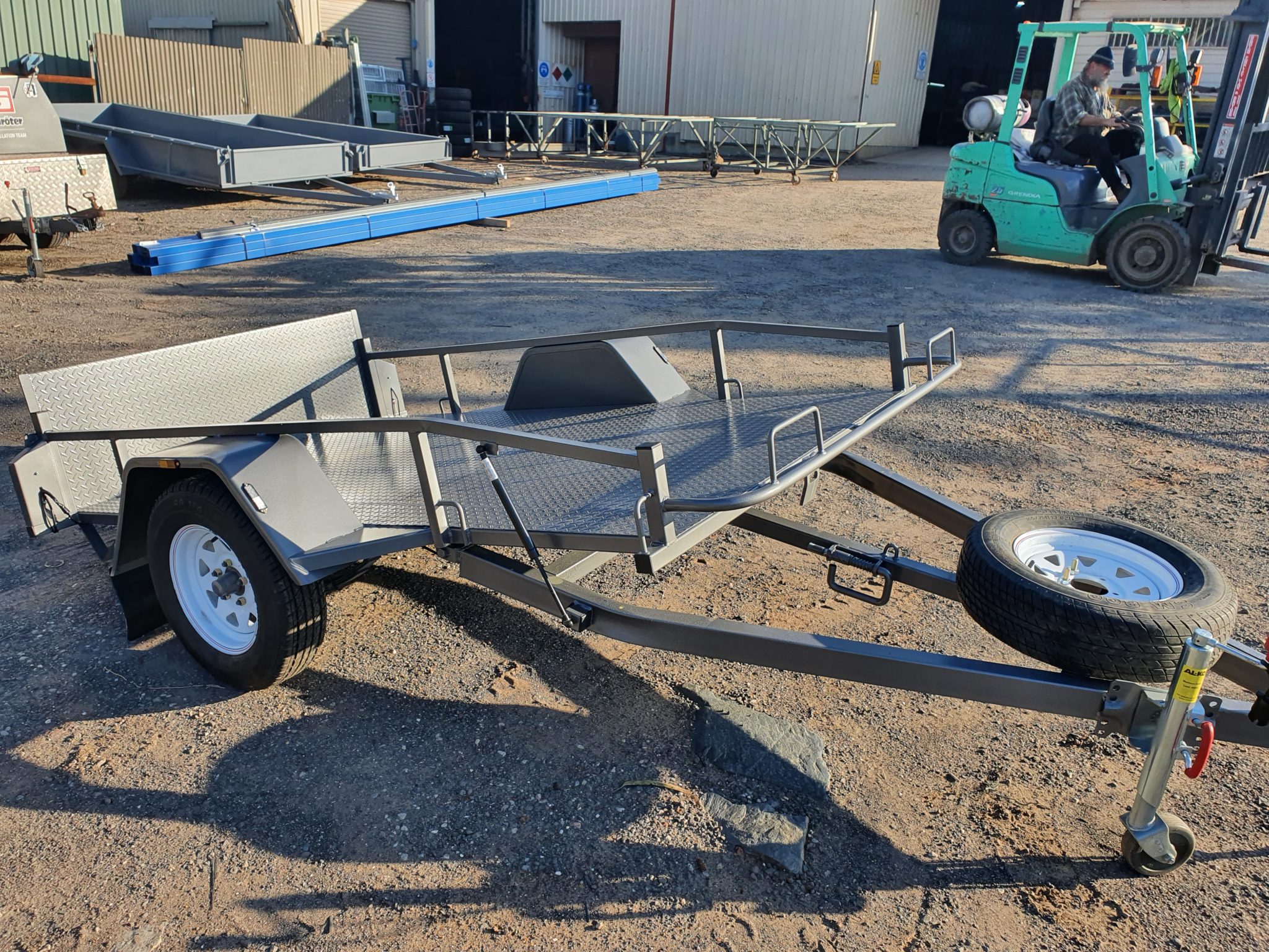 Major Trailers Pty Ltd Bendigo » Golf Trailers